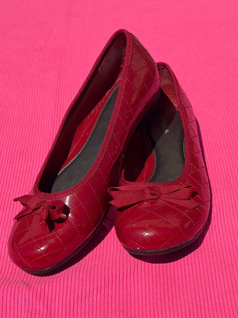 Women’s Red Quilted Ballet Flats with Bow - Size 8